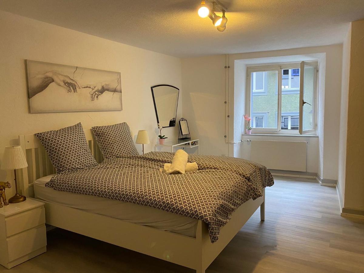 Private Studio Apartment In Bremgarten Bagian luar foto
